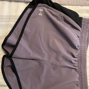 Under Amour Women’s Fly Shorts w/brief